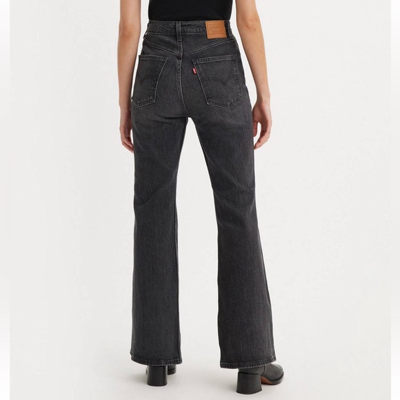 Levi's Premium 70s High-Flare Women’s Jeans in color Just a Hint 30x30 - Picture 4 of 13